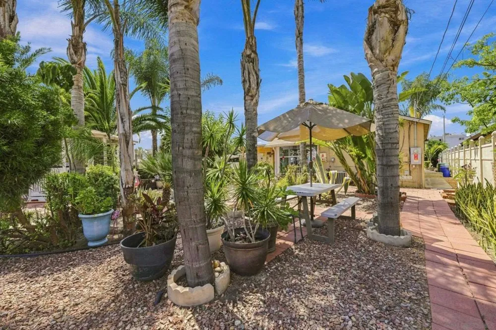 227 Millar El Cajon, CA 92020
