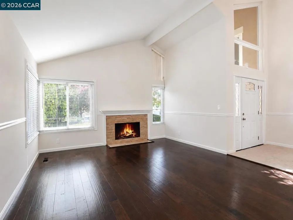 1325 New Hampshire Dr Concord, CA 94521
