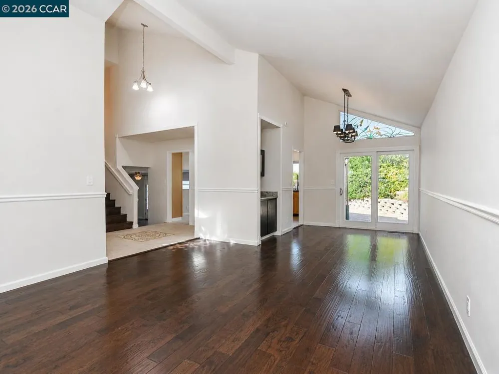 1325 New Hampshire Dr Concord, CA 94521