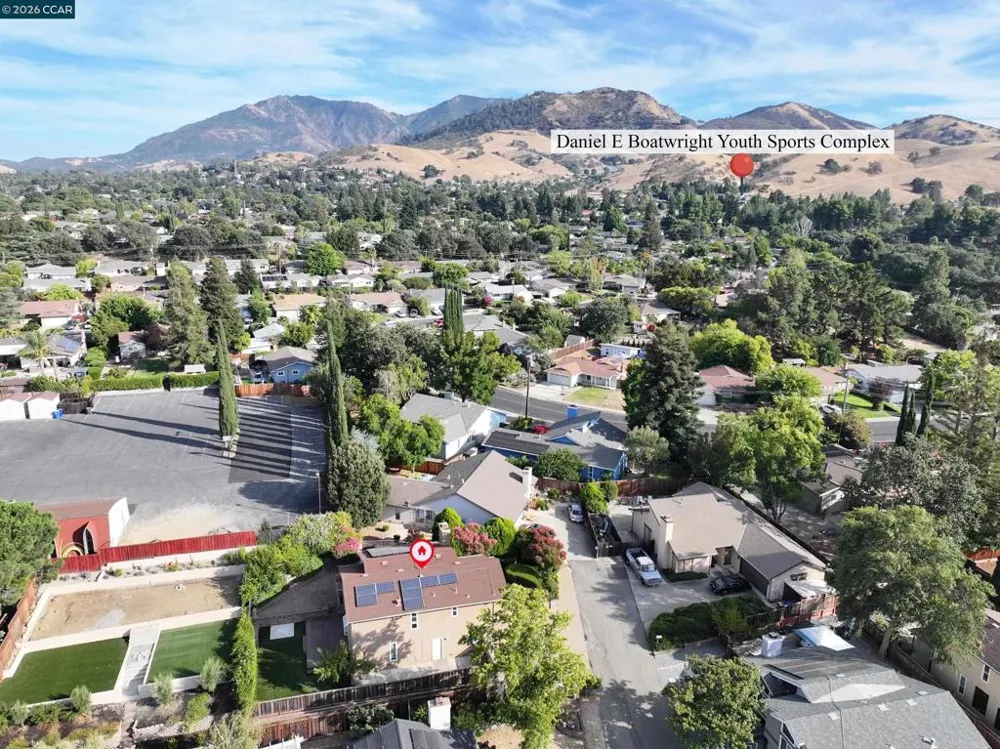 1325 New Hampshire Dr Concord, CA 94521