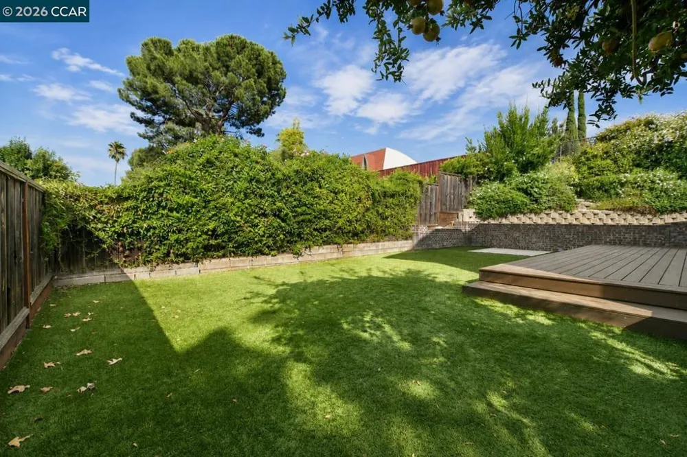 1325 New Hampshire Dr Concord, CA 94521