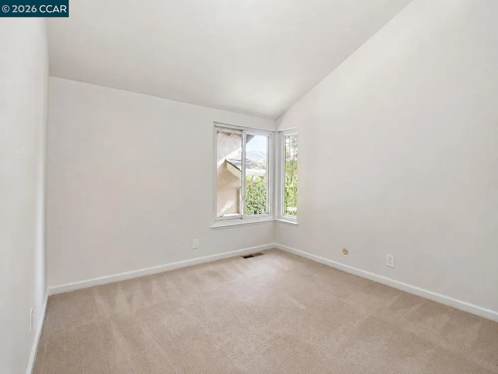 1325 New Hampshire Dr Concord, CA 94521