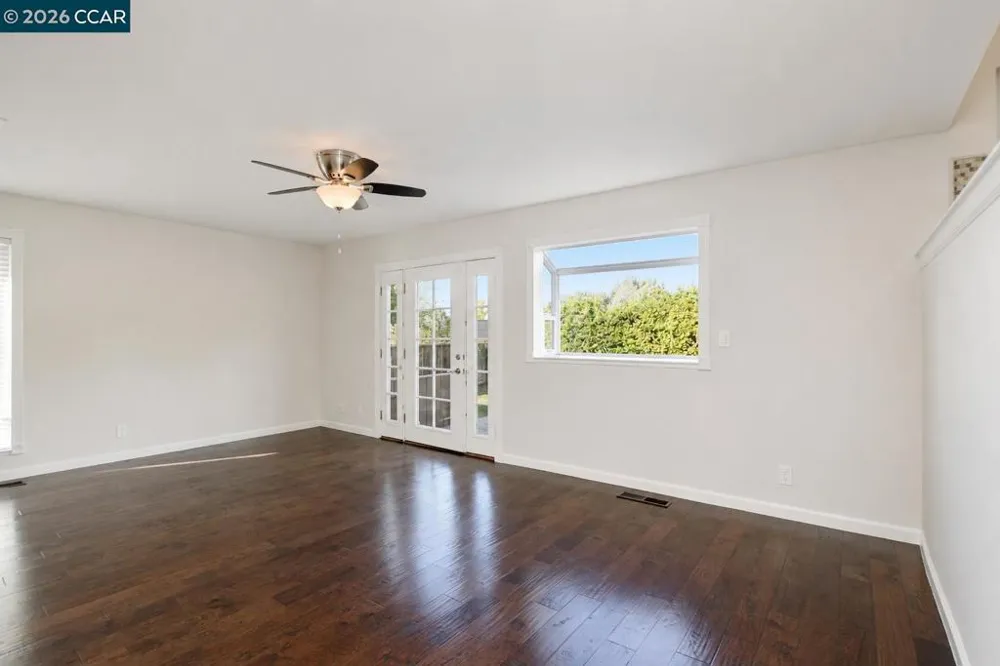 1325 New Hampshire Dr Concord, CA 94521