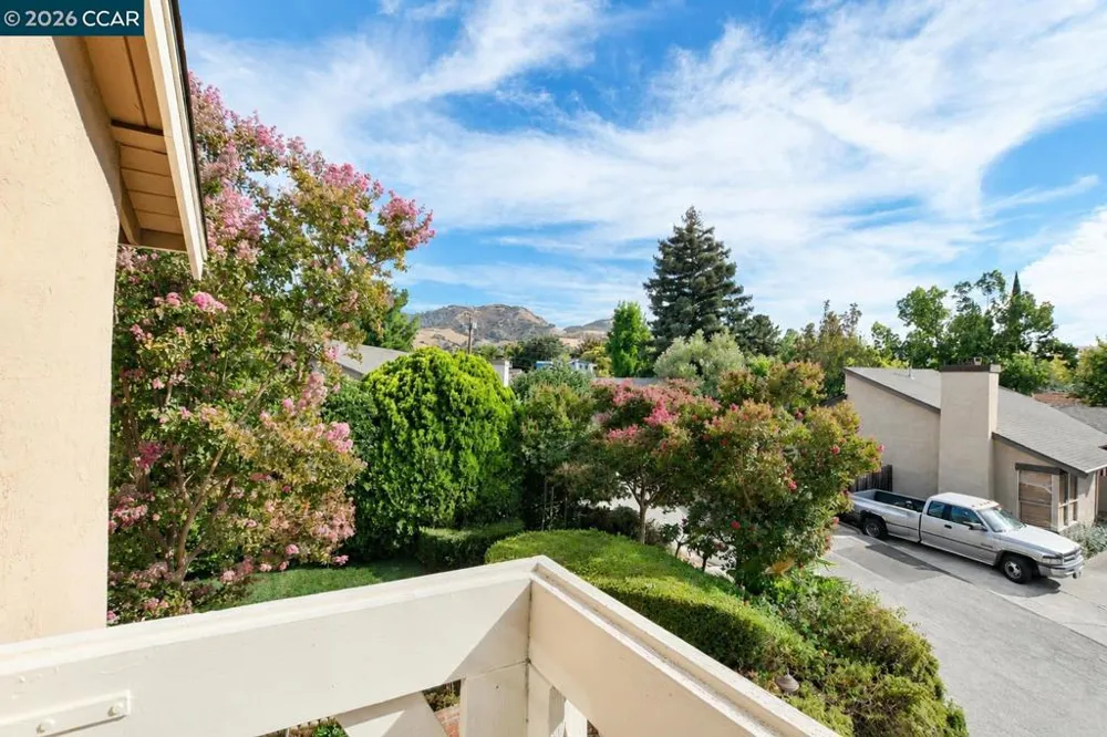 1325 New Hampshire Dr Concord, CA 94521