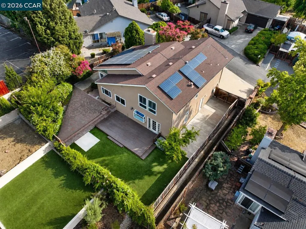 1325 New Hampshire Dr Concord, CA 94521