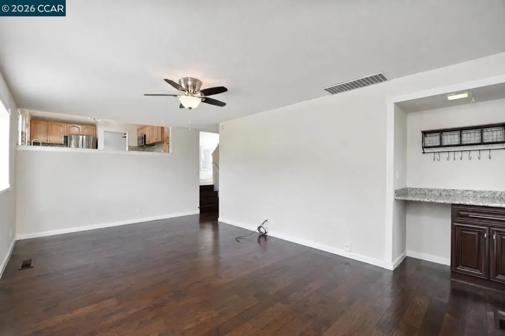 1325 New Hampshire Dr Concord, CA 94521