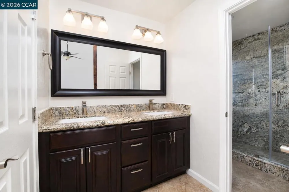 1325 New Hampshire Dr Concord, CA 94521