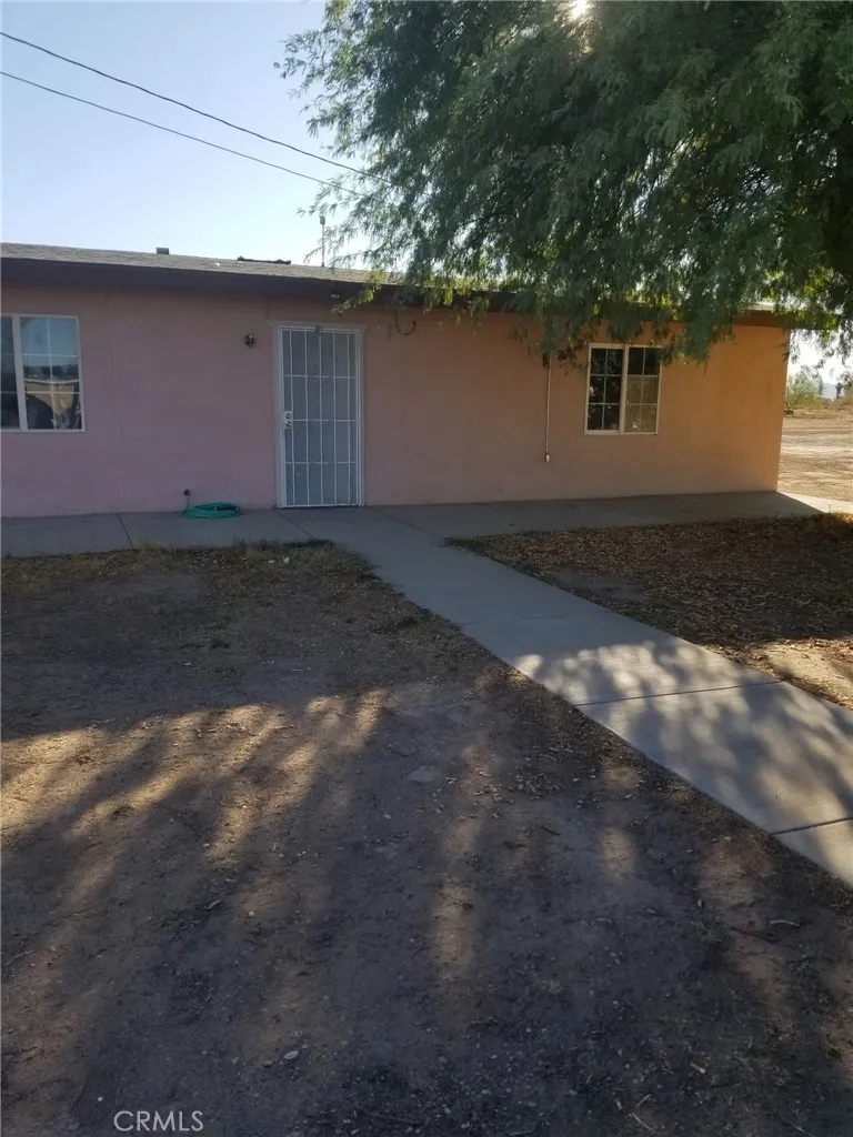 1266 E 14th Blythe, CA 92225