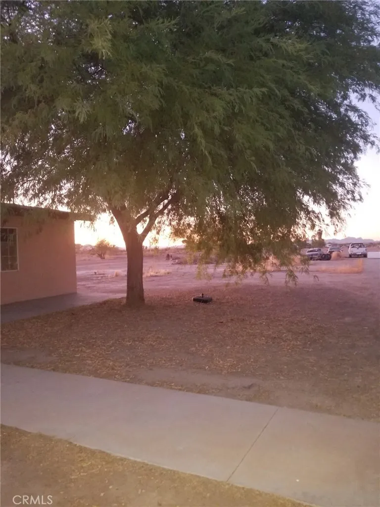 1266 E 14th Blythe, CA 92225