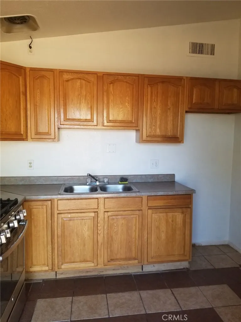 1266 E 14th Blythe, CA 92225