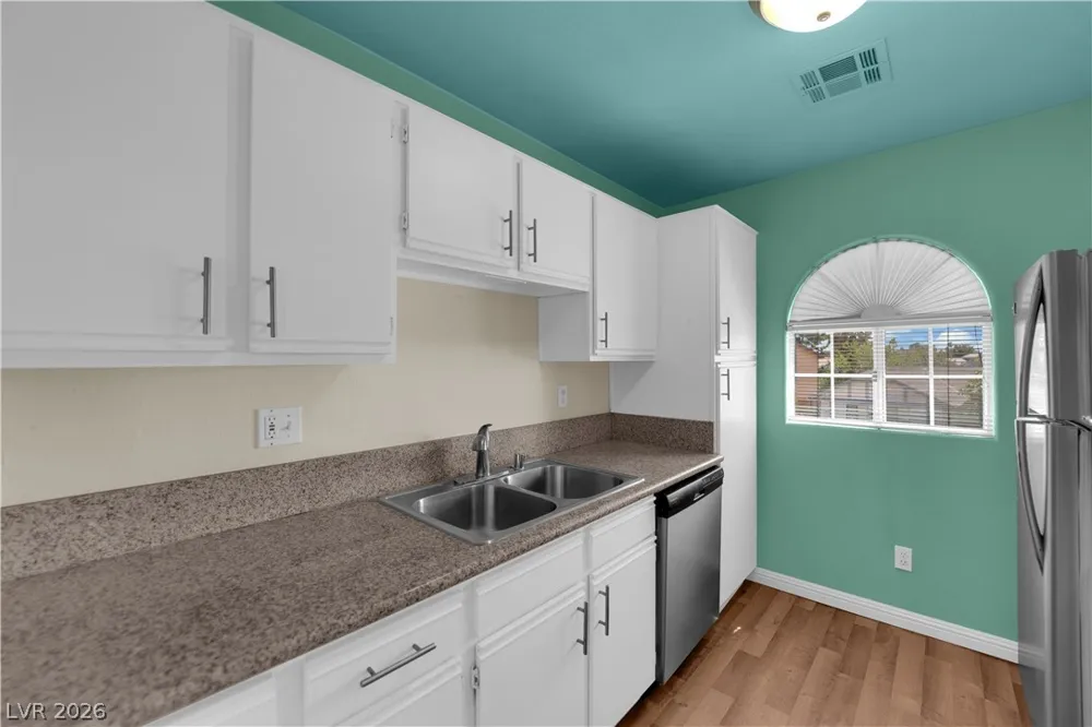 6836 Elm Creek Drive #201 Las Vegas, NV 89108
