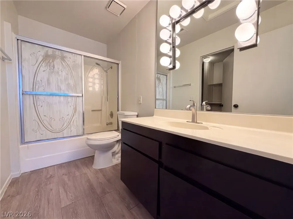 5240 Janfred Court #1 Las Vegas, NV 89103
