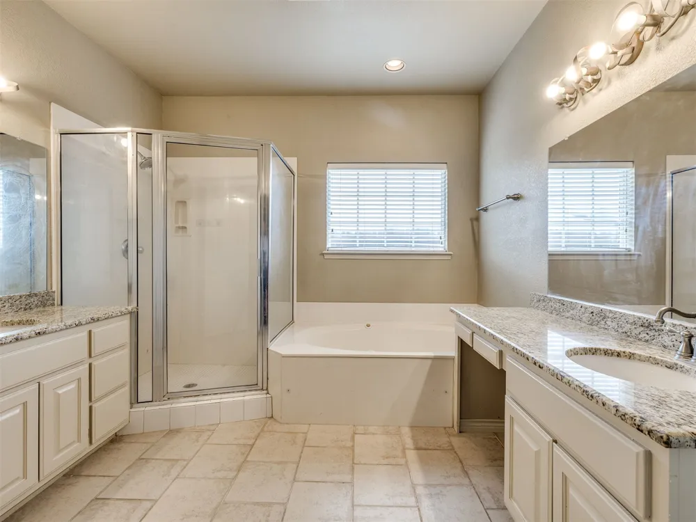 3220 Oak Avenue Broken Arrow, OK 74012
