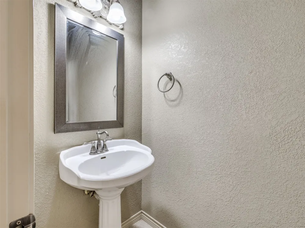 3220 Oak Avenue Broken Arrow, OK 74012