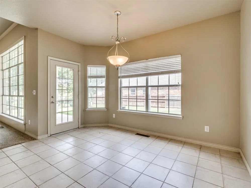 3220 Oak Avenue Broken Arrow, OK 74012