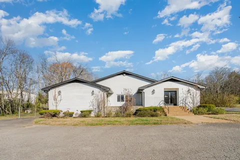 2597 Whites Creek Pike