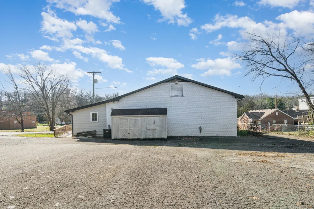 2597 Whites Creek Pike Nashville, TN 37207