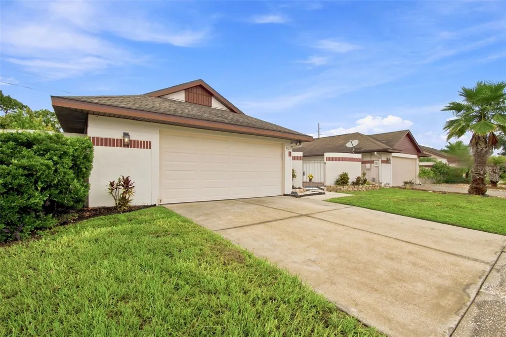 7123 SILVERMILL DRIVE Tampa, FL 33635