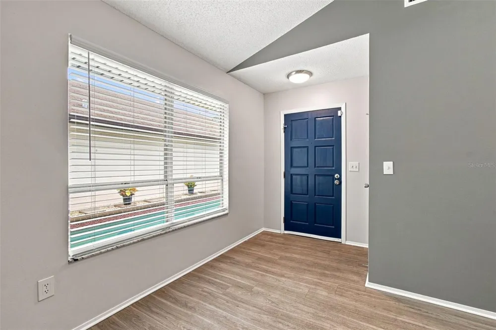 7123 SILVERMILL DRIVE Tampa, FL 33635