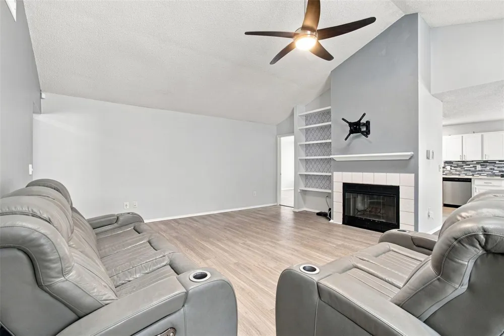 7123 SILVERMILL DRIVE Tampa, FL 33635