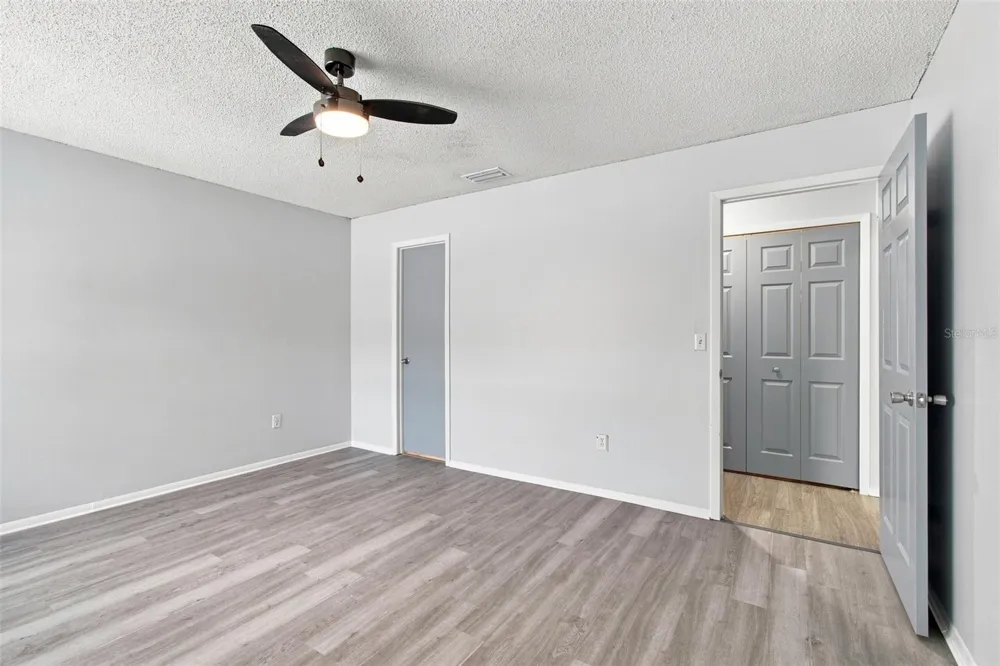 7123 SILVERMILL DRIVE Tampa, FL 33635