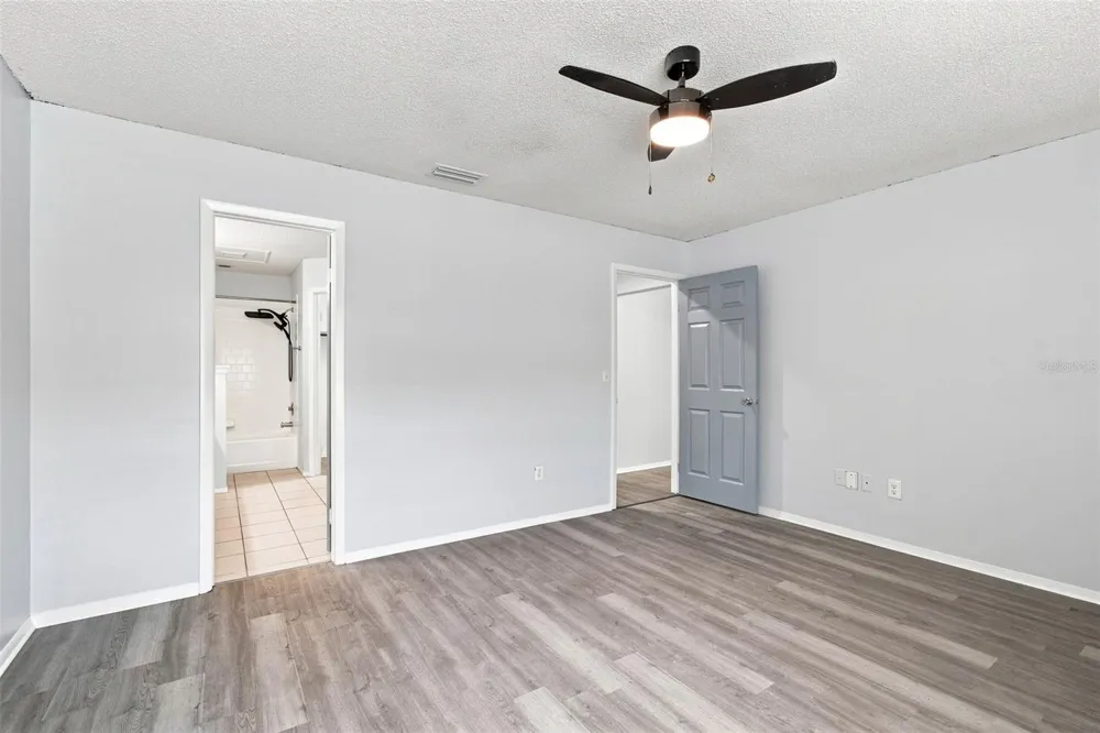 7123 SILVERMILL DRIVE Tampa, FL 33635