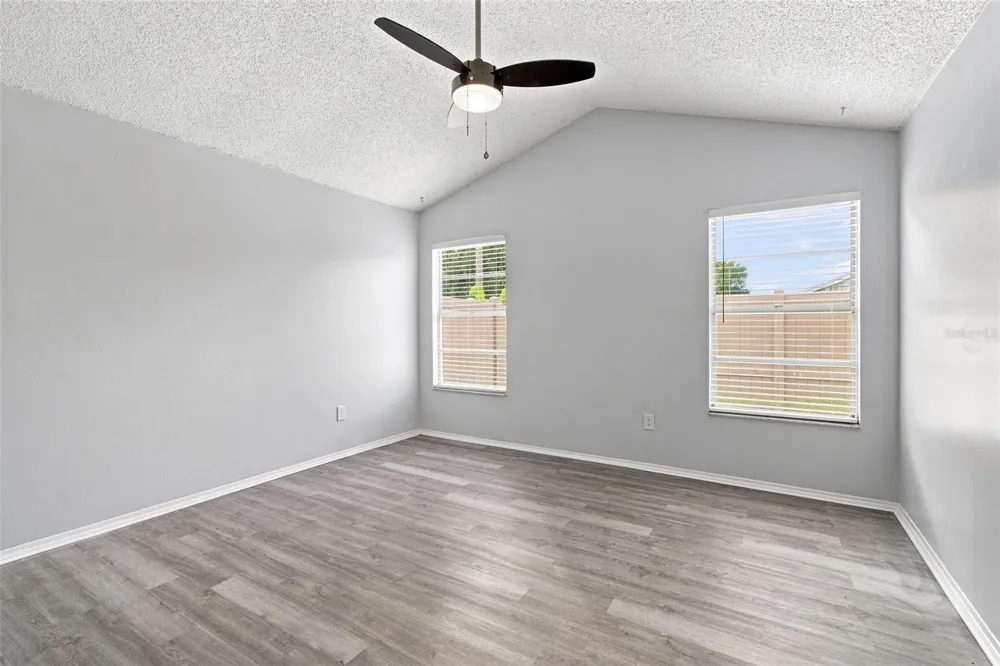 7123 SILVERMILL DRIVE Tampa, FL 33635