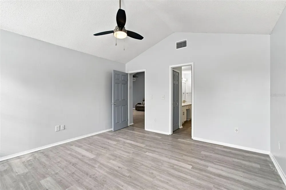 7123 SILVERMILL DRIVE Tampa, FL 33635