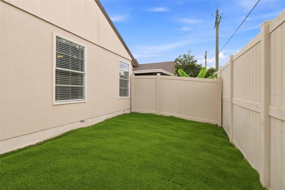 7123 SILVERMILL DRIVE Tampa, FL 33635