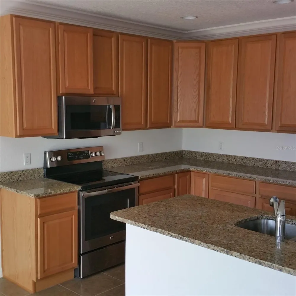2210 ANOKA WAY Leesburg, FL 34748