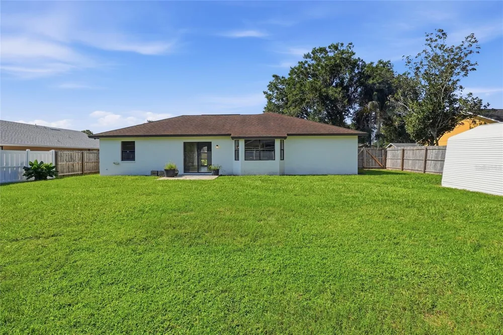 734 LAMP POST LANE Lakeland, FL 33809