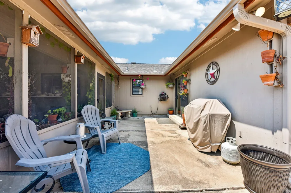 20923 Oak Dale Drive Lago Vista, TX 78645