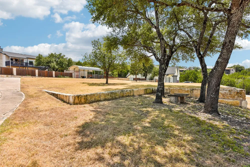 20923 Oak Dale Drive Lago Vista, TX 78645