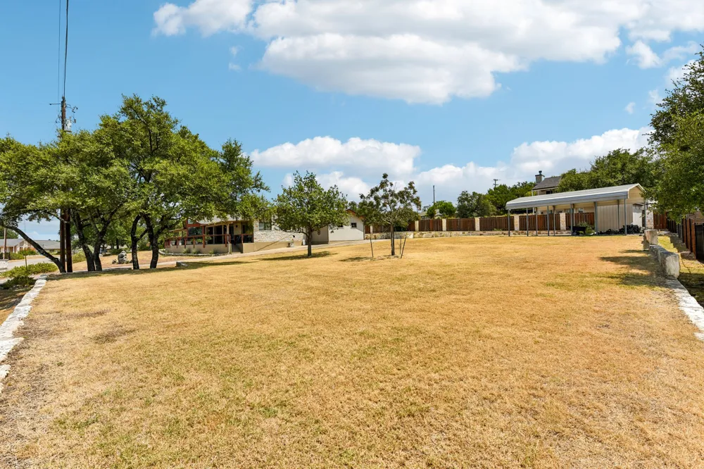 20923 Oak Dale Drive Lago Vista, TX 78645