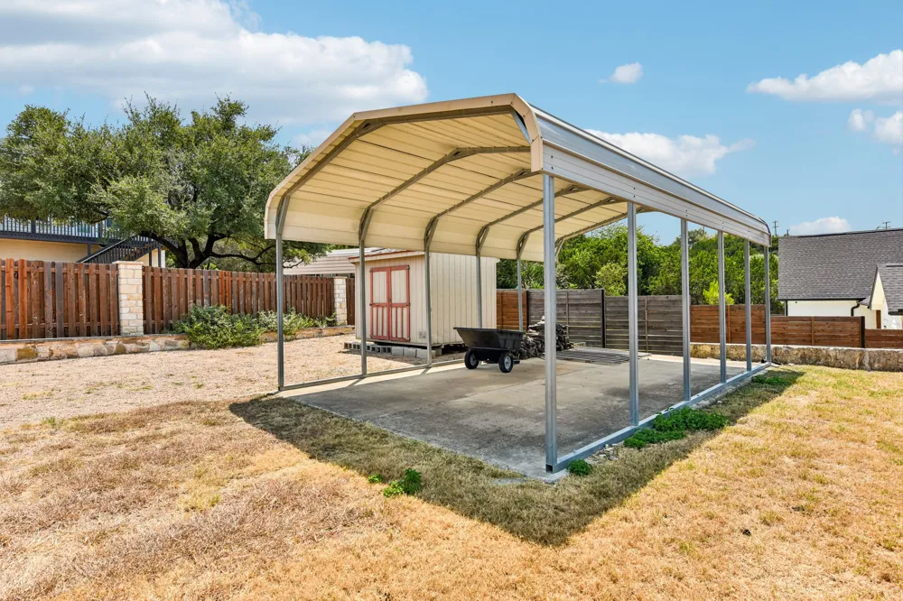 20923 Oak Dale Drive Lago Vista, TX 78645