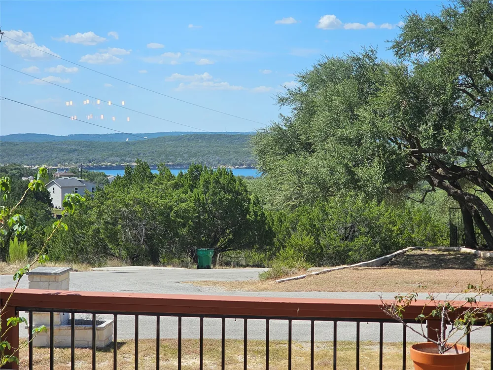 20923 Oak Dale Drive Lago Vista, TX 78645
