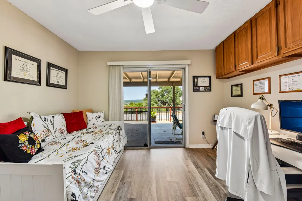 20923 Oak Dale Drive Lago Vista, TX 78645