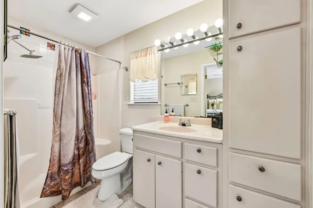 20923 Oak Dale Drive Lago Vista, TX 78645