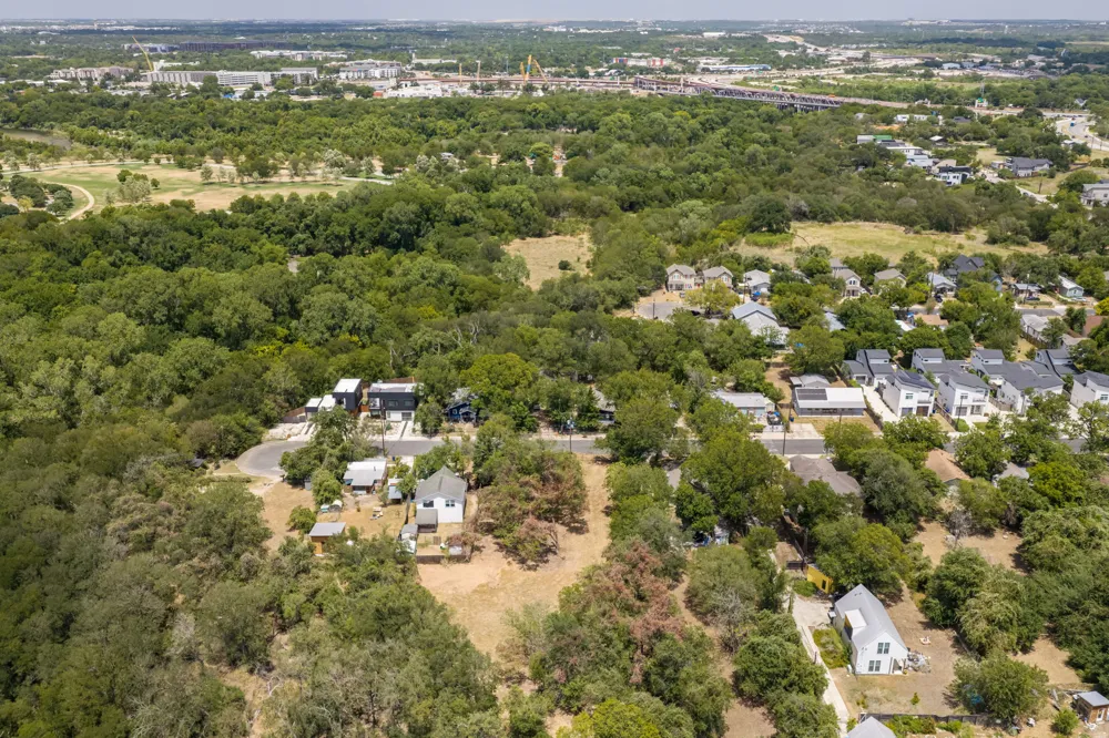 6011 Ponca Street Austin, TX 78741