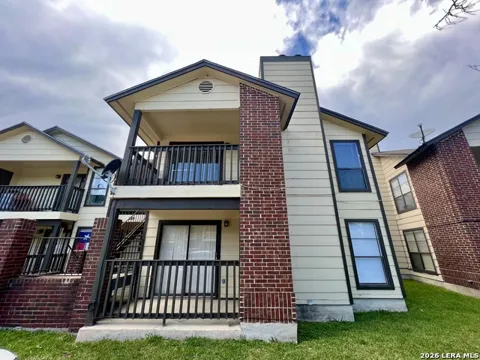 810 Station St Unit 3