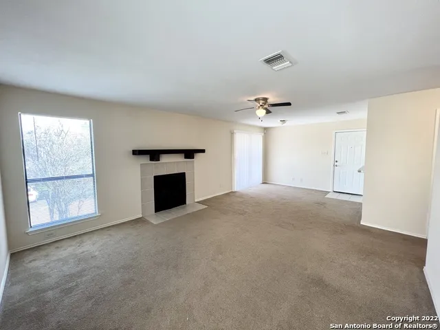 810 Station St Unit 4 Converse, TX 78109
