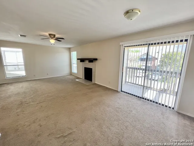 810 Station St Unit 4 Converse, TX 78109