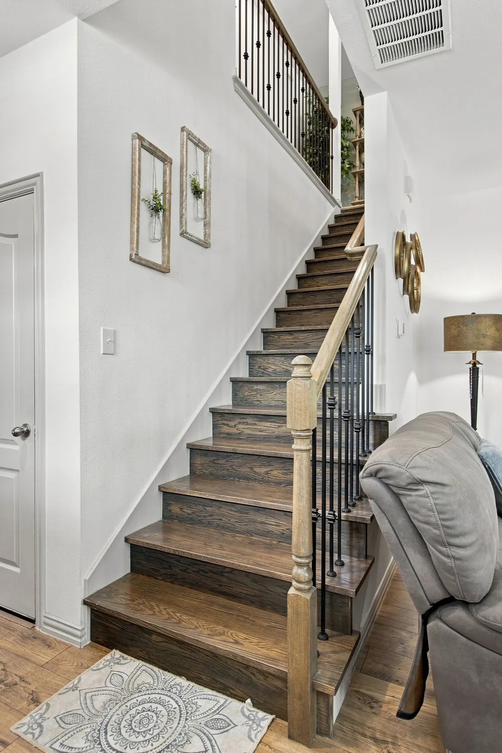 1206 Goliad Drive Lewisville, TX 75077