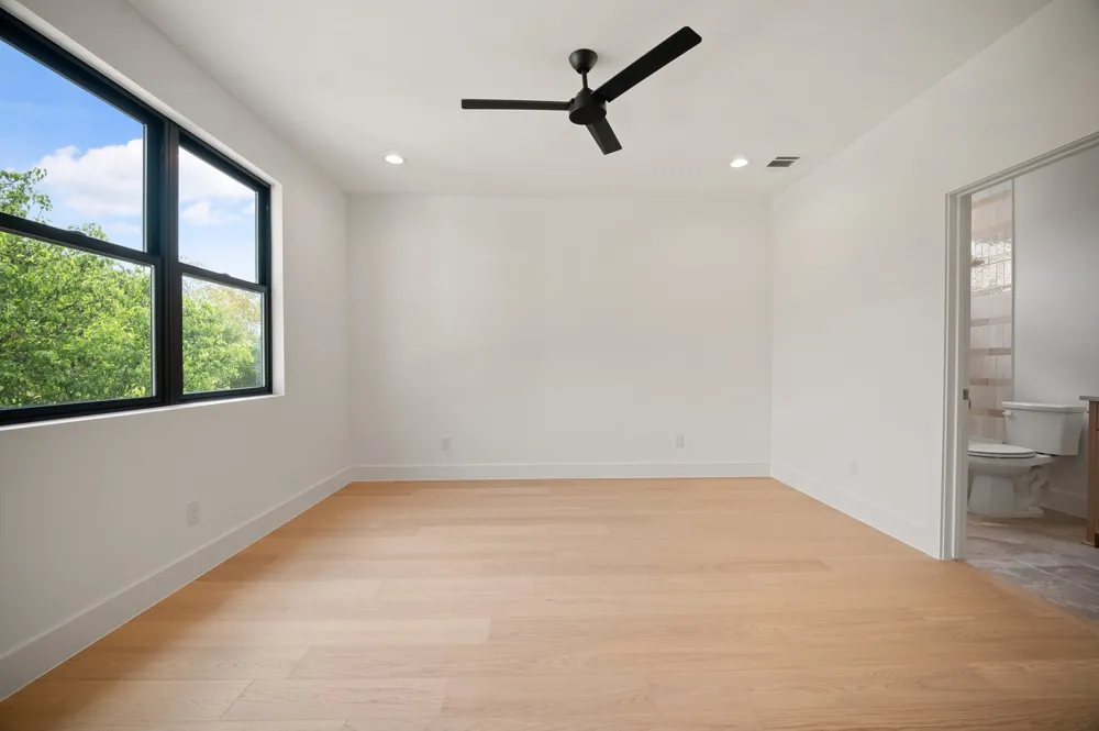 9011 Livenshire Drive Dallas, TX 75238