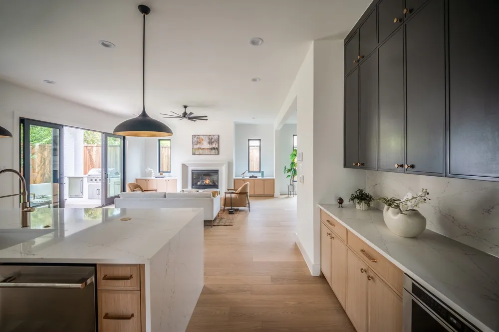 9011 Livenshire Drive Dallas, TX 75238