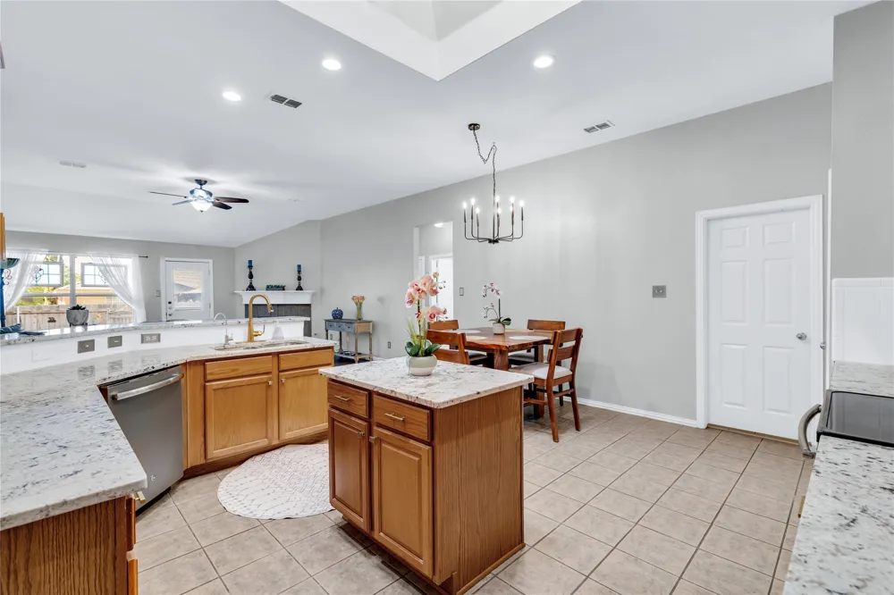 1065 Springhill Drive Saginaw, TX 76179