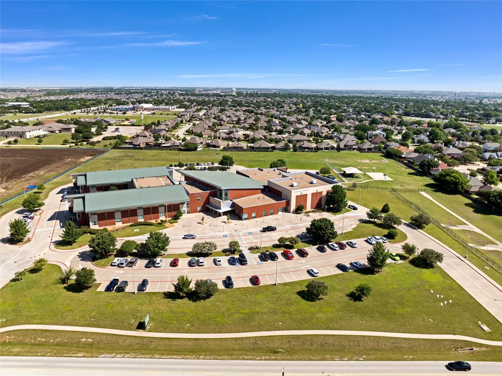 1065 Springhill Drive Saginaw, TX 76179