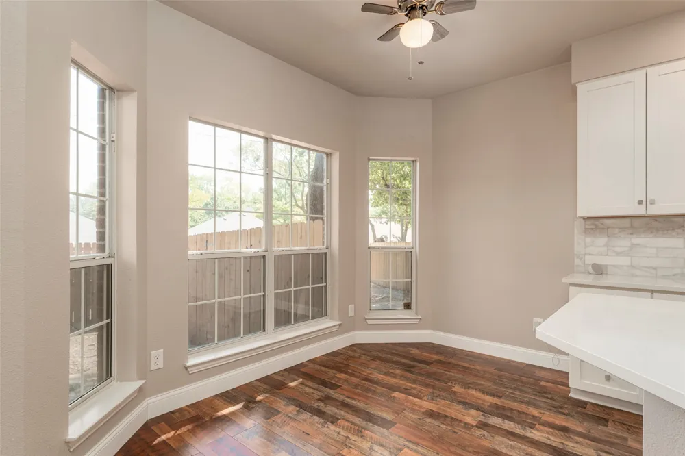 6101 Copperfield Drive Arlington, TX 76001
