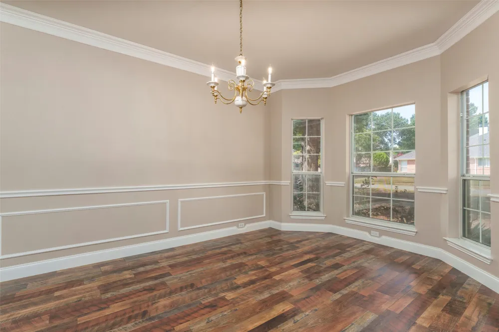 6101 Copperfield Drive Arlington, TX 76001