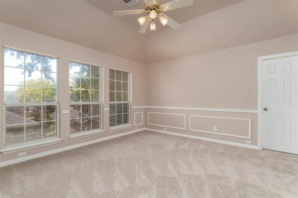 6101 Copperfield Drive Arlington, TX 76001